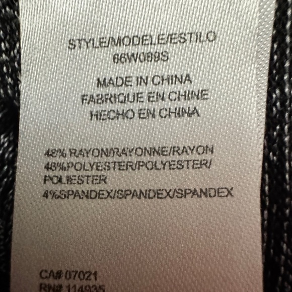 💎 Seven Sisters Long Sleeve Heathered Dress - Picture 7 of 9